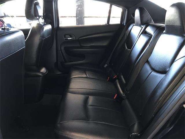 2012 Chrysler 200 Touring 4dr Sedan